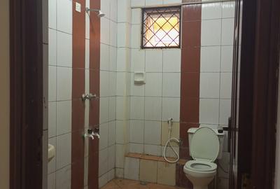 Serviced 3 Bed Apartment with En Suite at Beach Road - 2