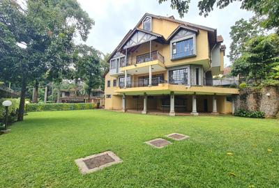 4 Bed House with En Suite at Westlands