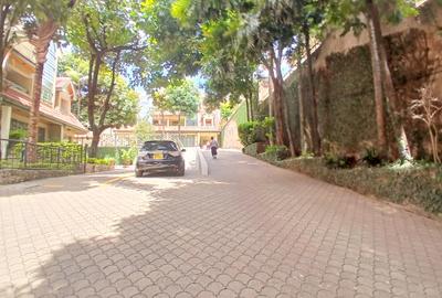 4 Bed Townhouse with En Suite at Lavington Green - 2