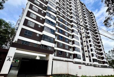 1 Bed Apartment with En Suite at Raphta Road