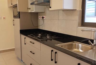 1 Bed Apartment with En Suite in Kilimani - 3