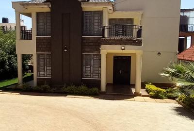 4 Bed House with En Suite in Ngong