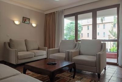 Serviced 2 Bed Apartment with En Suite in Upper Hill