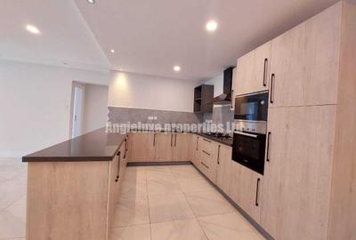 3 Bed Apartment with En Suite at Raphta Road