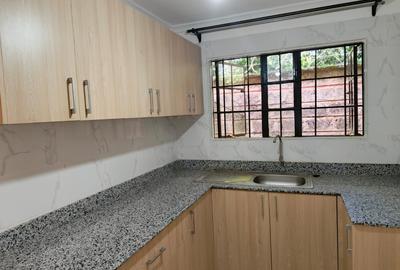 1 Bed House with En Suite at Crescent Road
