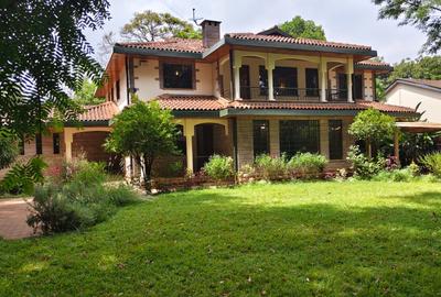 5 Bed House with En Suite in Nyari - 2