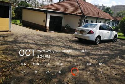 4 Bed House with En Suite at Lavington Green