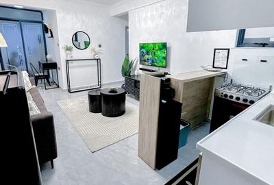 Serviced 1 Bed Apartment with Gym at Wood Avenue