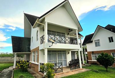 3 Bed Villa with En Suite in Diani - 3