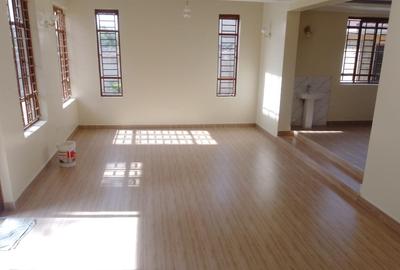 4 Bed Townhouse with En Suite in Ongata Rongai