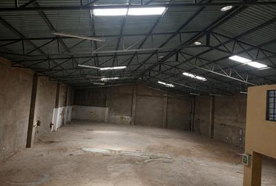 11,600 ft² Warehouse in Mlolongo - 3