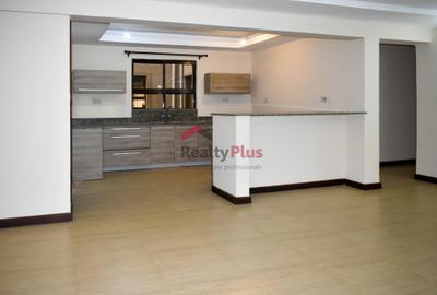 3 Bed Apartment with En Suite in Kileleshwa