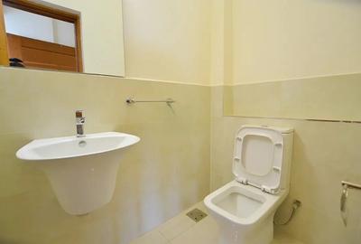 4 Bed Apartment with Borehole at 4Th Parklands - 3