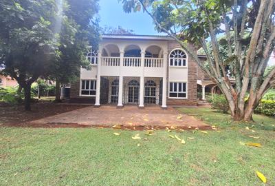 5 Bed House with En Suite at Hill View - 3