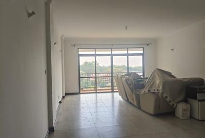 3 Bed Apartment with En Suite at City Park Drive - 2
