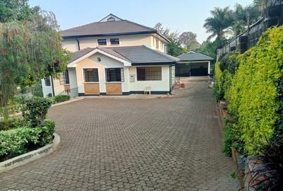 4 Bed House with En Suite at Runda