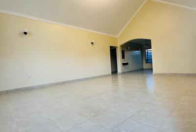 3 Bed House with En Suite at Acacia