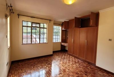 4 Bed Townhouse with En Suite at Chalbi Drive - 4