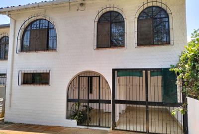 4 Bed Townhouse with En Suite in Kileleshwa