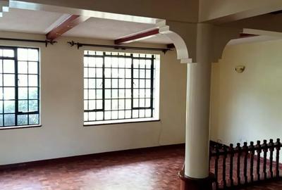 5 Bed Townhouse with En Suite in Kileleshwa