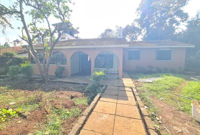 4 Bed House with En Suite at Loresho