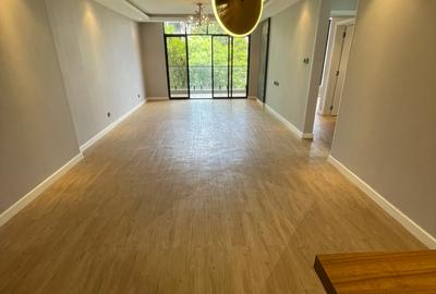 3 Bed Apartment with En Suite in Westlands Area - 2