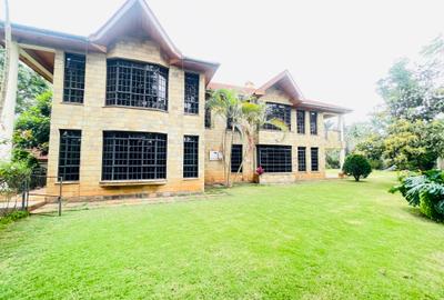 4 Bed Villa with En Suite in Muthaiga