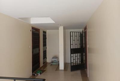 3 Bed Apartment with En Suite at Valley Arcade - 2