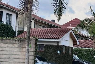 4 Bed Townhouse with En Suite at Kileleshwa - 2