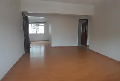 2 Bed Apartment with En Suite in Lavington
