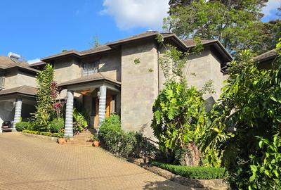 5 Bed Townhouse with En Suite at Peponi Road