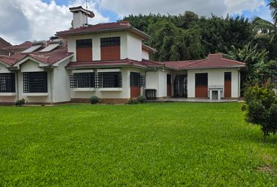 4 Bed Townhouse with En Suite at Lavington Green - 2