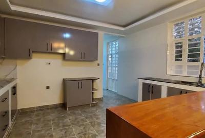 4 Bed House with En Suite at Ngata