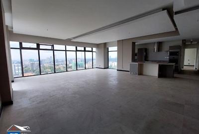 3 Bed Apartment with En Suite in Westlands Area - 2