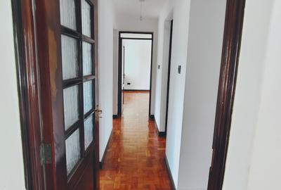 3 Bed Apartment with Parking in Kileleshwa - 3