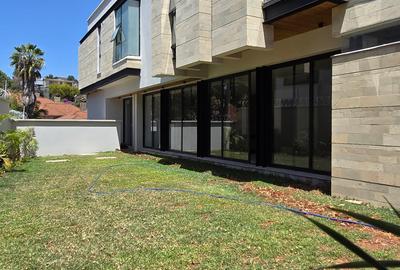 5 Bed Townhouse with En Suite at Grovelia Grove - 2