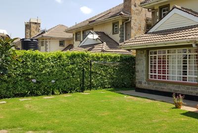 4 Bed Townhouse with En Suite at Runda Paradise - 2