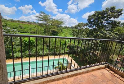 4 Bed House with En Suite in Runda