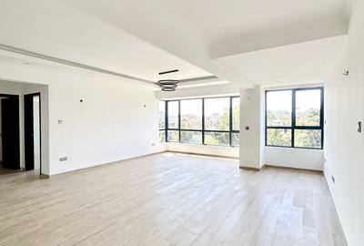 4 Bed Apartment with En Suite in Westlands Area - 2