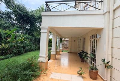 5 Bed House with En Suite in Spring Valley - 3