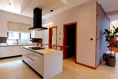 4 Bed Villa with En Suite at Loresho