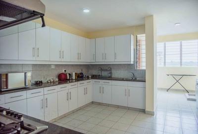 2 Bed Apartment with En Suite at 6Th Parklands