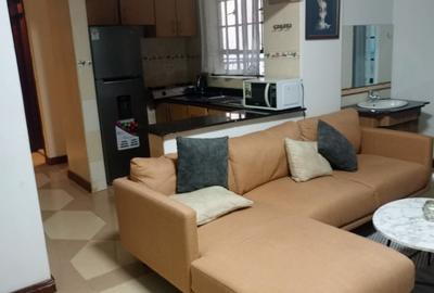 Serviced 1 Bed Apartment with En Suite at School Lane