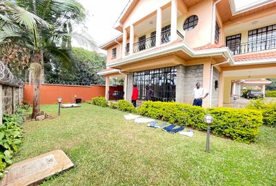 5 Bed Townhouse with En Suite in Lavington