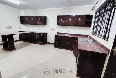 5 Bed Townhouse with Staff Quarters at Riverside Drive - 4