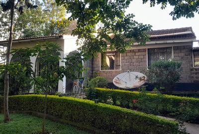 4 Bed House with En Suite at Kerarapon Drive