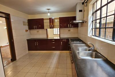 4 Bed Townhouse with En Suite at Lavington