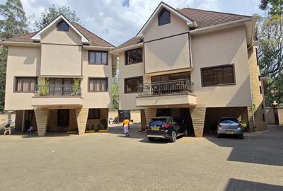 5 Bed Townhouse with En Suite at Lavington Green - 3