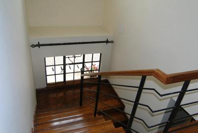 5 Bed Townhouse with Staff Quarters in Lavington - 2