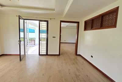 5 Bed House with En Suite in Karen